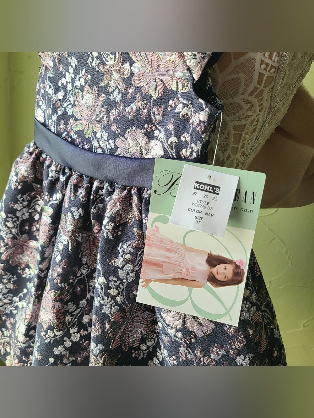 3T Dress - Picture 3 of 6
